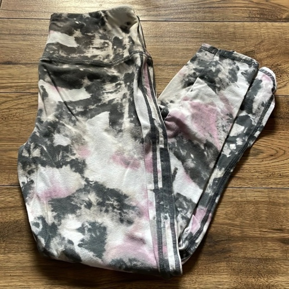 Women’s leggings (Bin A)